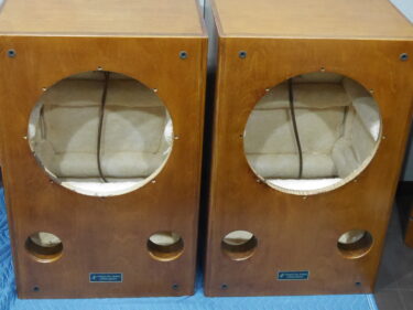 スピーカーエンクロージャー　15インチ　38cm　備忘録